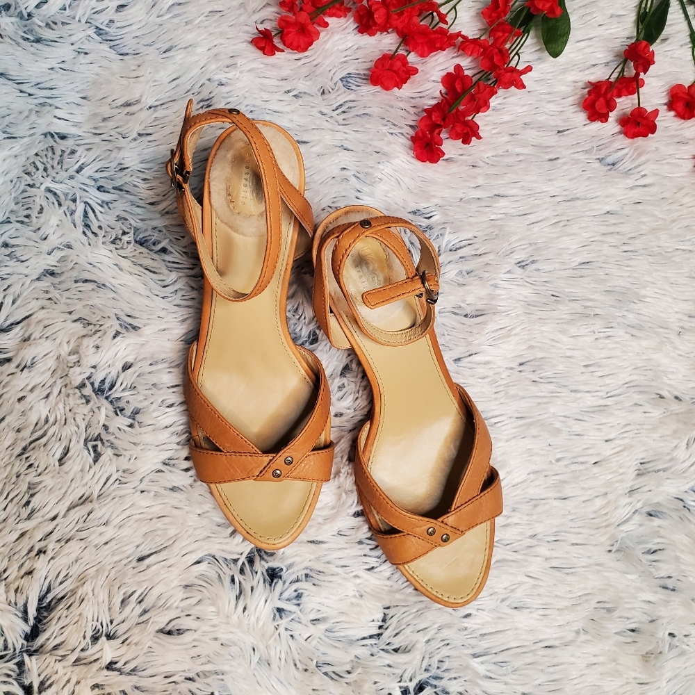 UGG Wedges